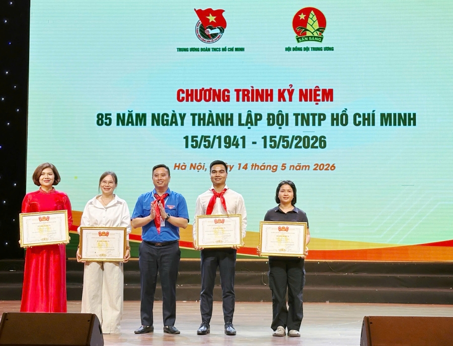 20260514_TSC_DTN_PTTN_Tang300HocbongchoHoidongDongTW_03