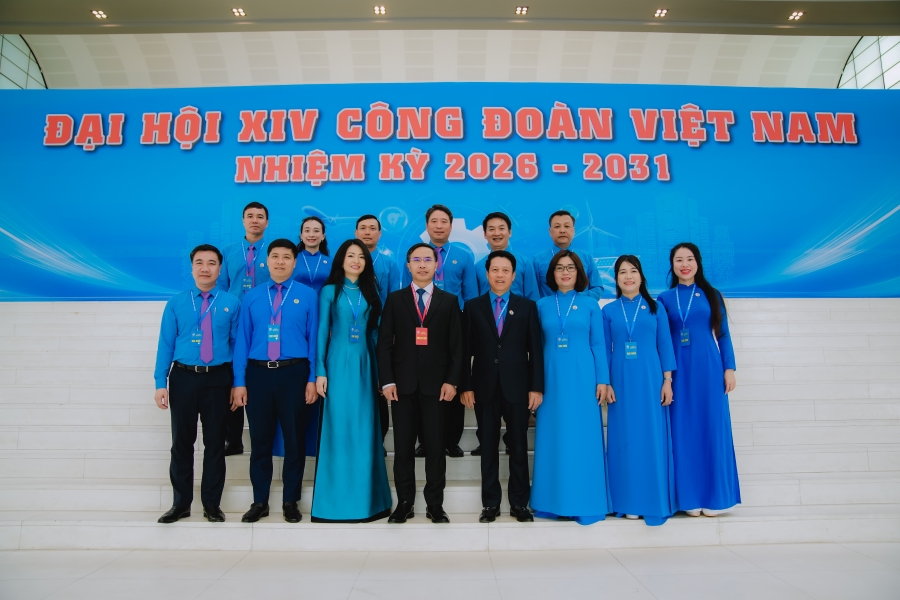 20260605_TSC_NBH_DongchiHongQuangTaicuTLDLDVNkhoaXIV_02