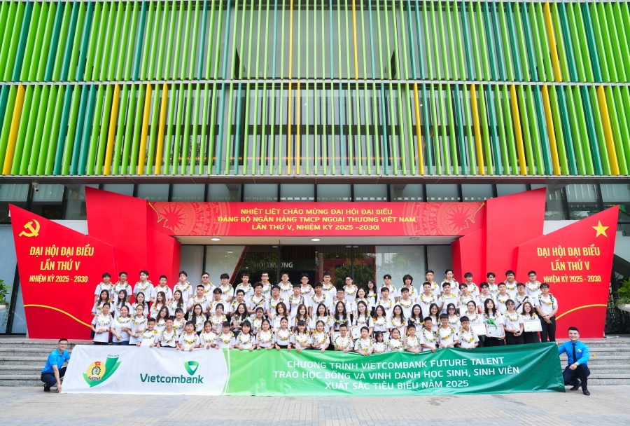 20260723_TSC_NBH_97namCongdoanVN_Vietcombank_4