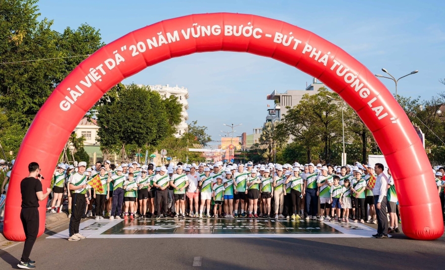 20260405_TBD_VTHP_20namvungbuoc_1