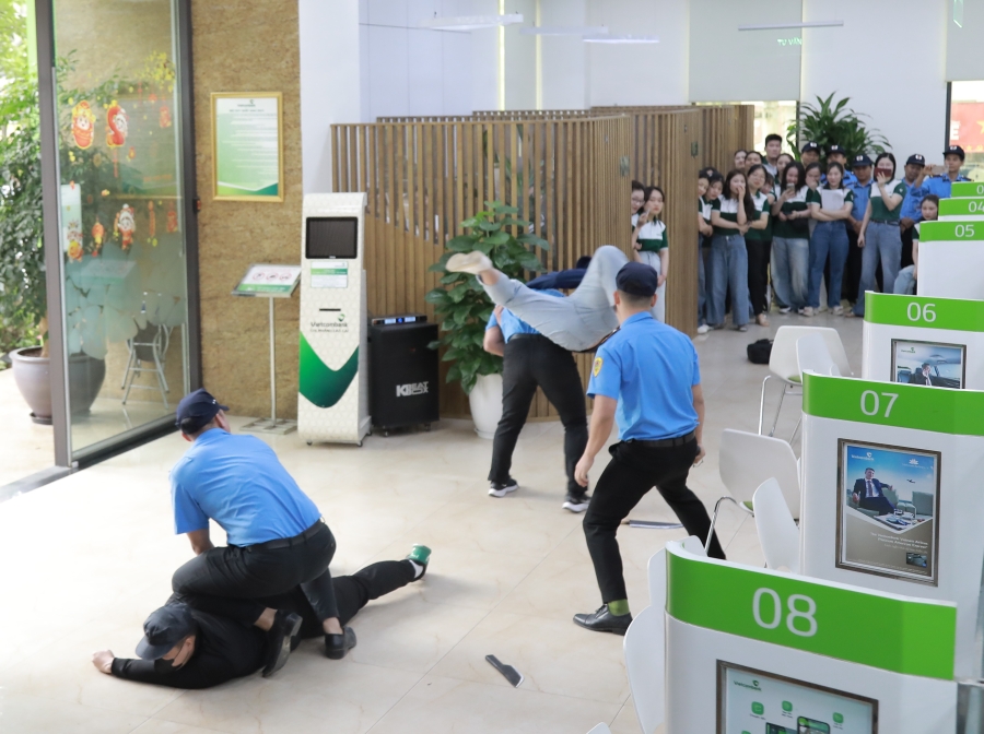 20260418_LCa_NNH_DientapPhongChongcuopNH_03