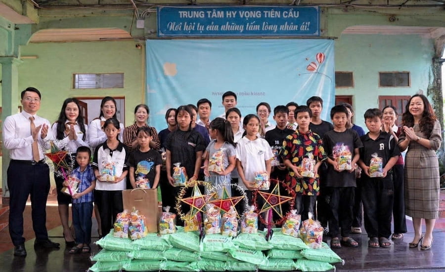 20260918_PHI_NTTH_TrungthuHyVongTienCau_01