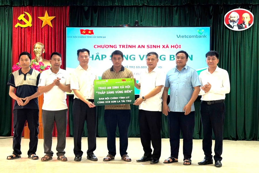 20260924_SLa_MTTH_TraoASXHxaPhiengKhoai_01